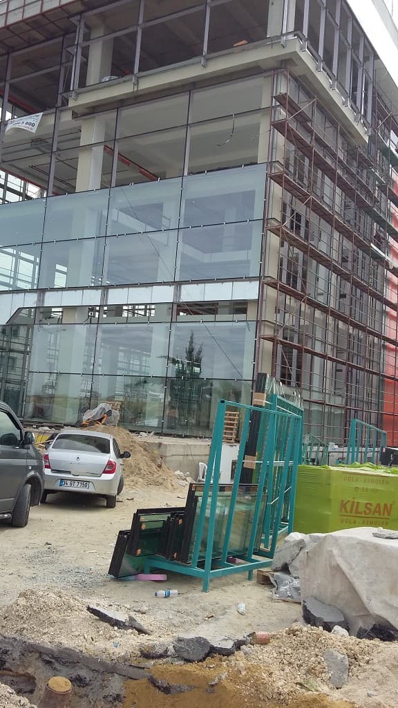 Giydirme cephe montajı